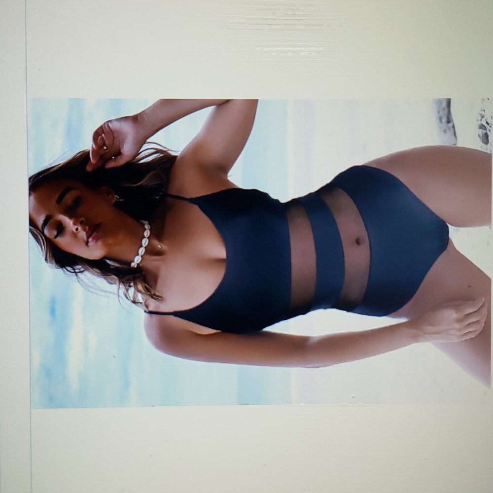 One piece suit